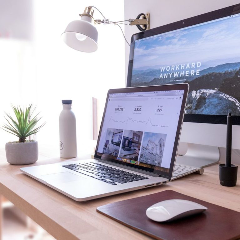 Agence de création de site internet à Voiron. Avec +10 ans d'experience, nous vous assurons un référecement naturel de qualité.